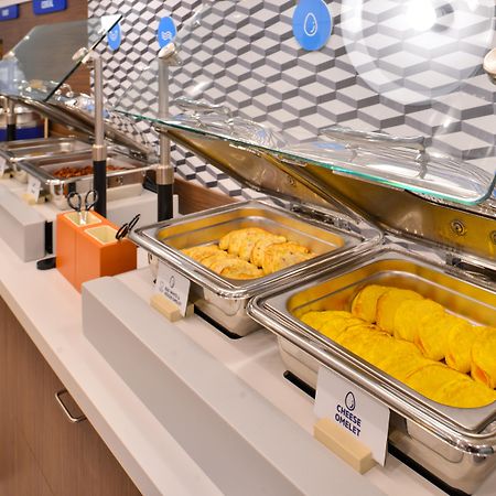 Holiday Inn Express & Suites - Staunton By Ihg Exteriör bild