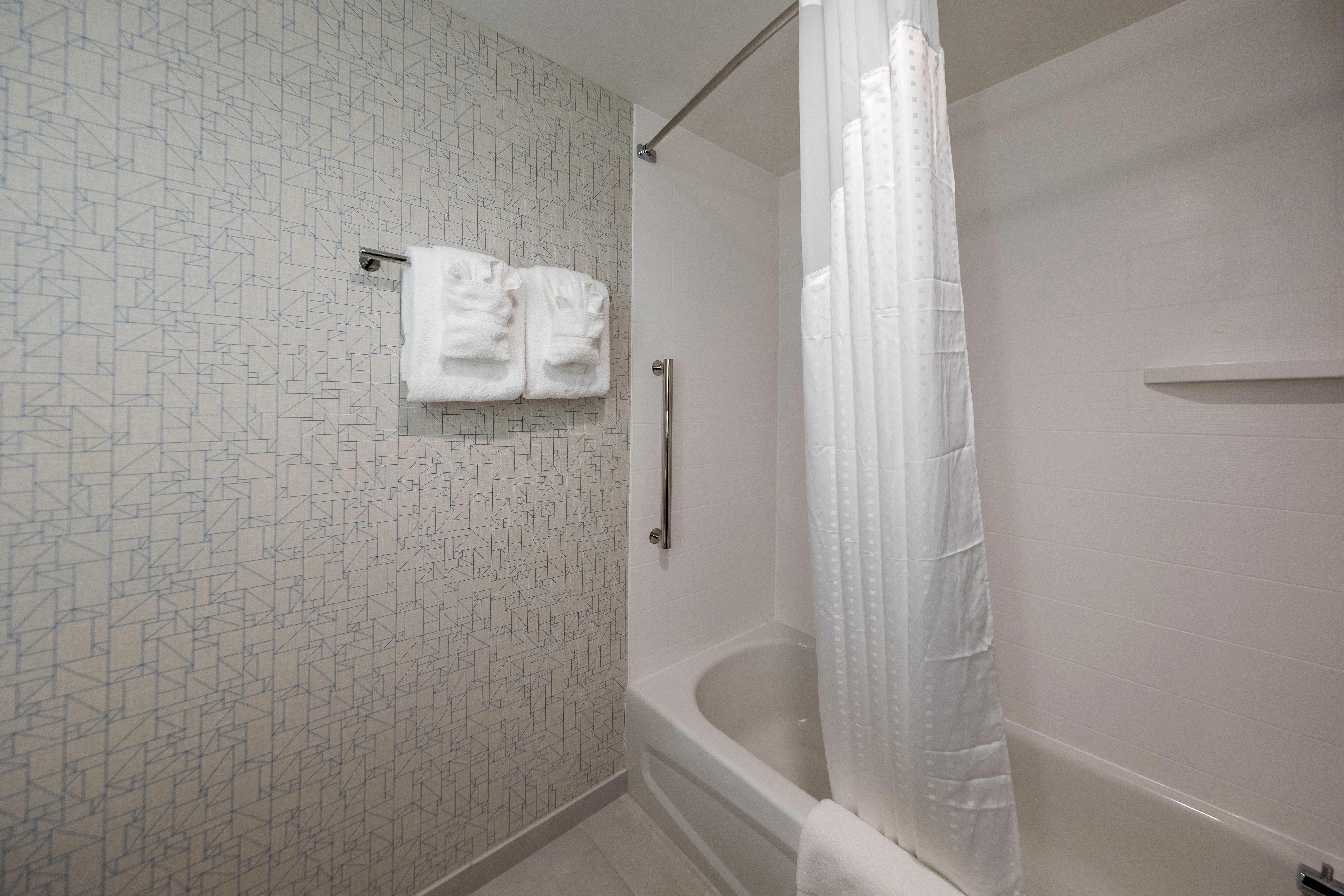 Holiday Inn Express & Suites - Staunton By Ihg Exteriör bild