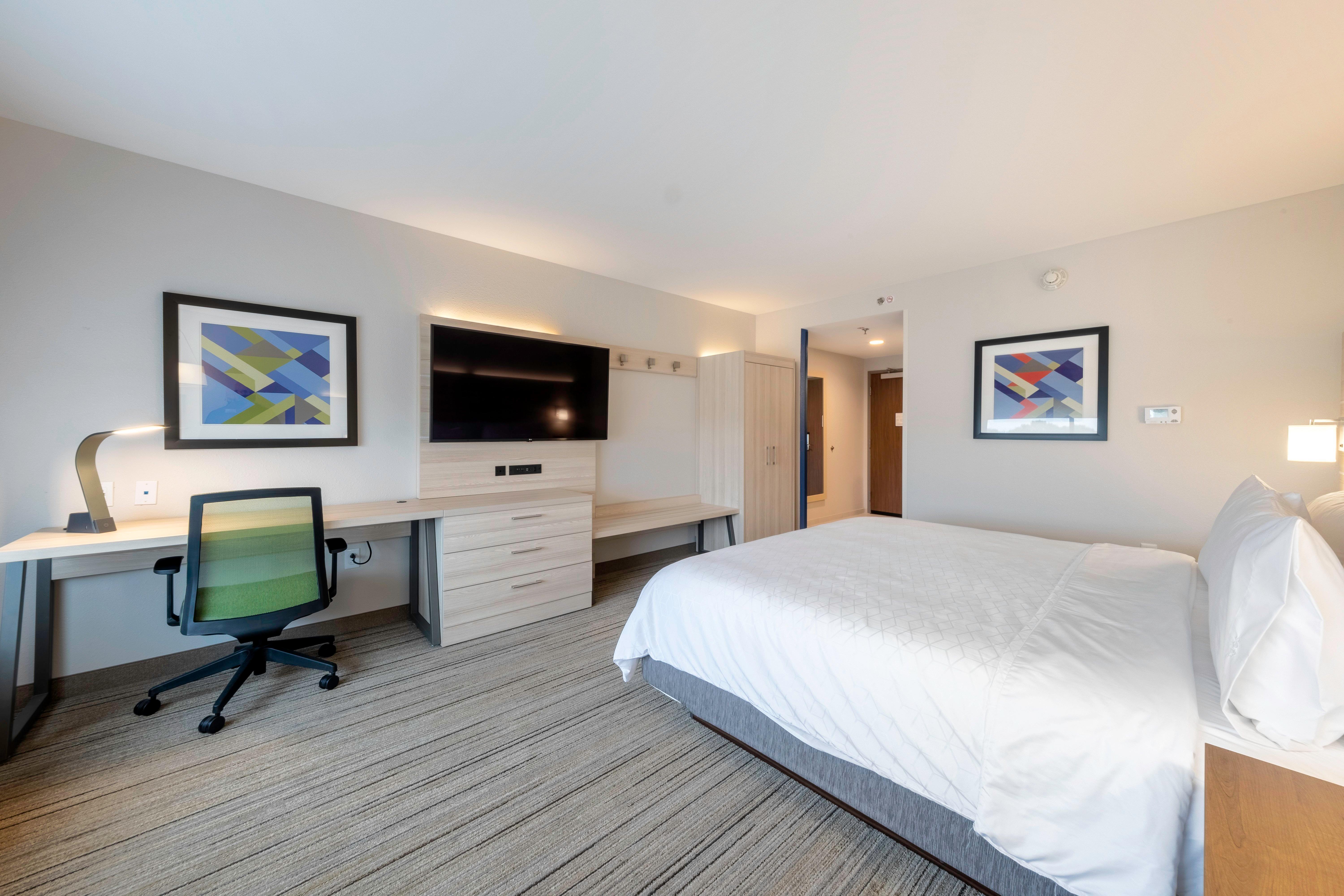 Holiday Inn Express & Suites - Staunton By Ihg Exteriör bild